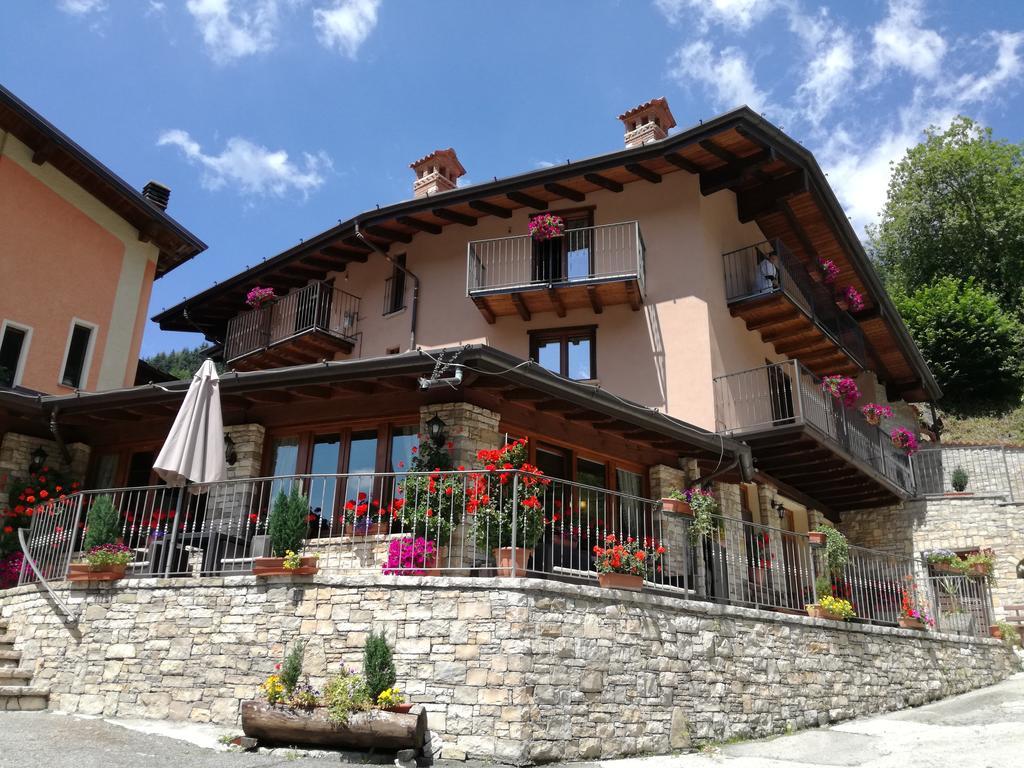 Agriturismo Cornei Da Nadia Guest House Collio Exterior photo