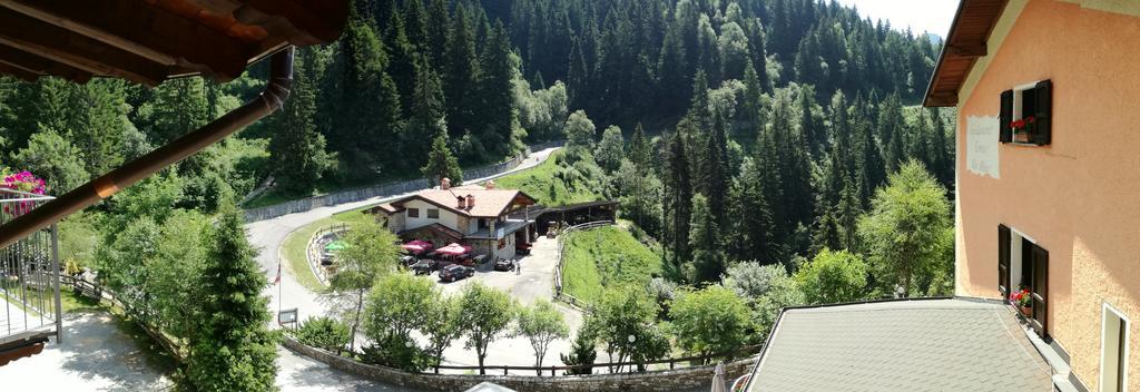 Agriturismo Cornei Da Nadia Guest House Collio Exterior photo