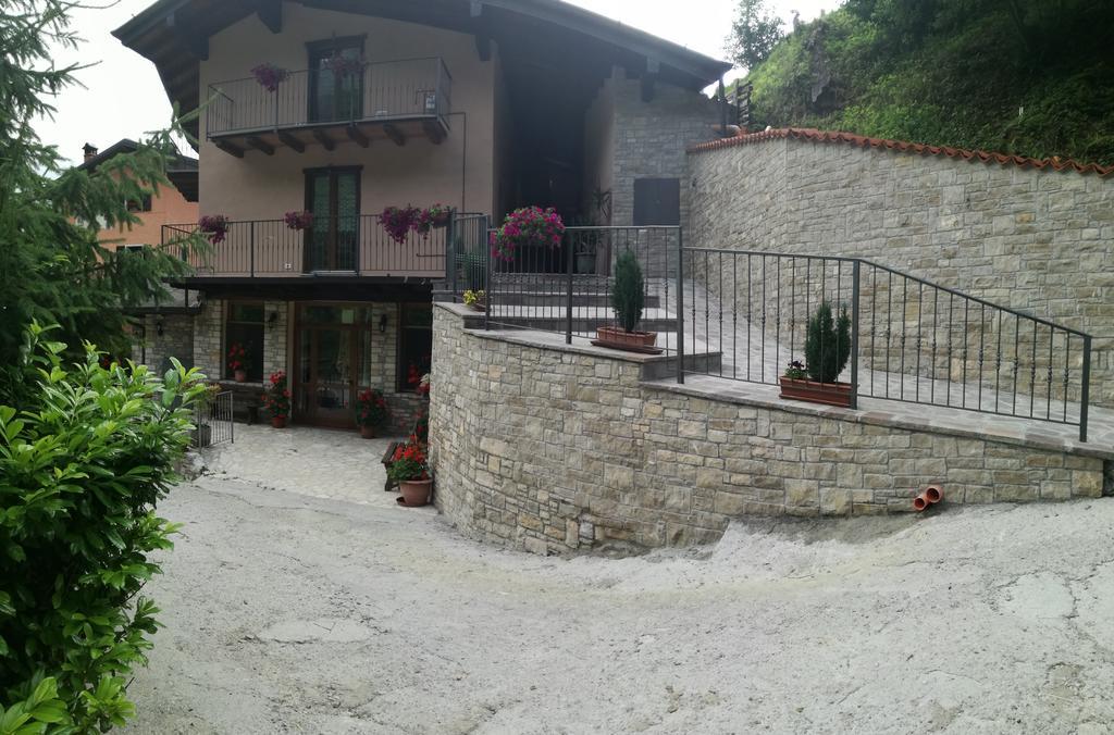 Agriturismo Cornei Da Nadia Guest House Collio Exterior photo
