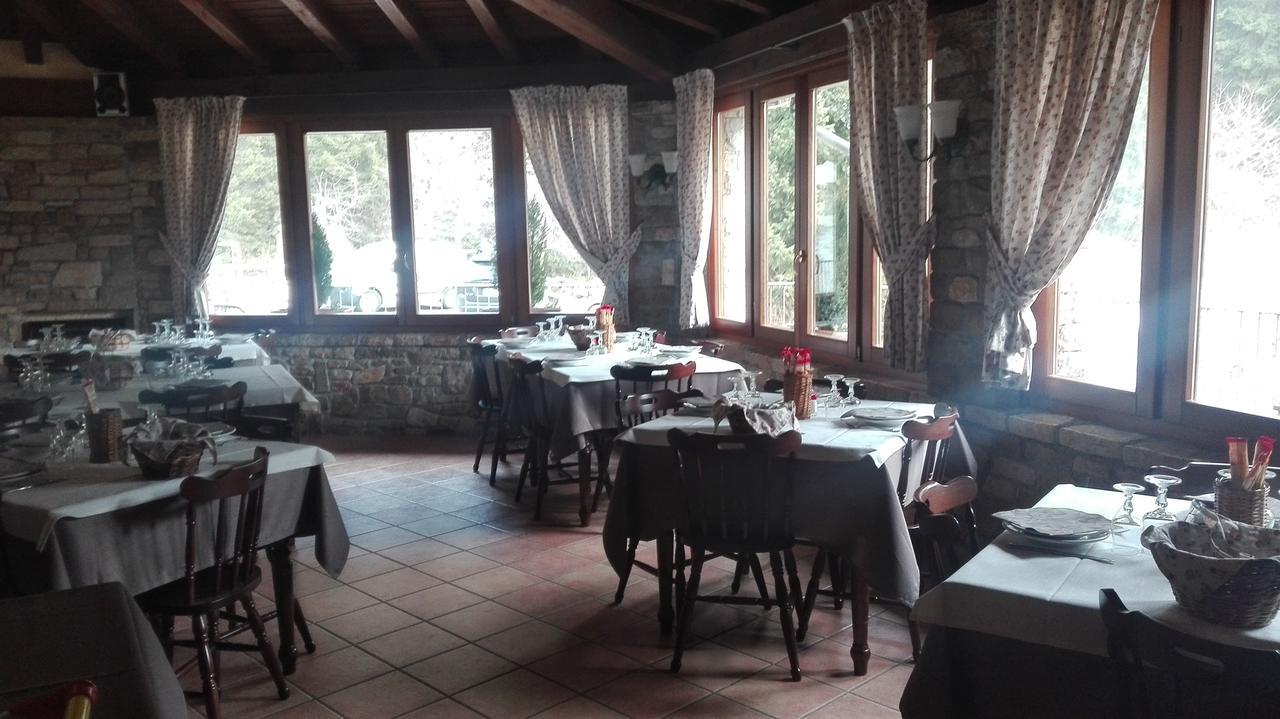 Agriturismo Cornei Da Nadia Guest House Collio Exterior photo