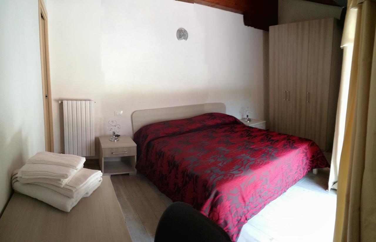 Agriturismo Cornei Da Nadia Guest House Collio Exterior photo