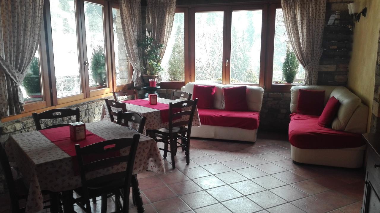 Agriturismo Cornei Da Nadia Guest House Collio Exterior photo